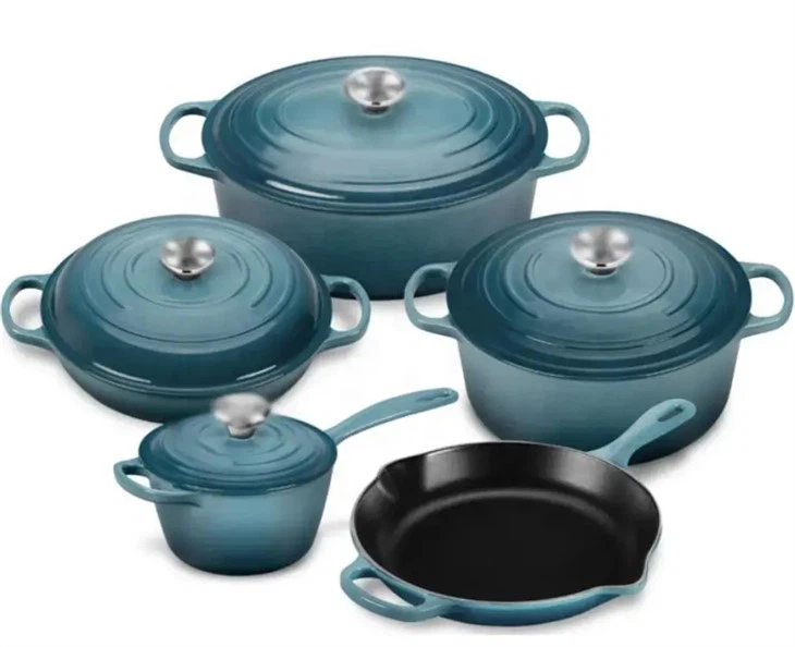 Cast   Fè   Cookware  Kouche